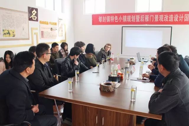 一批批參觀團(tuán)為何頻頻到云臺冰菊基地參觀？